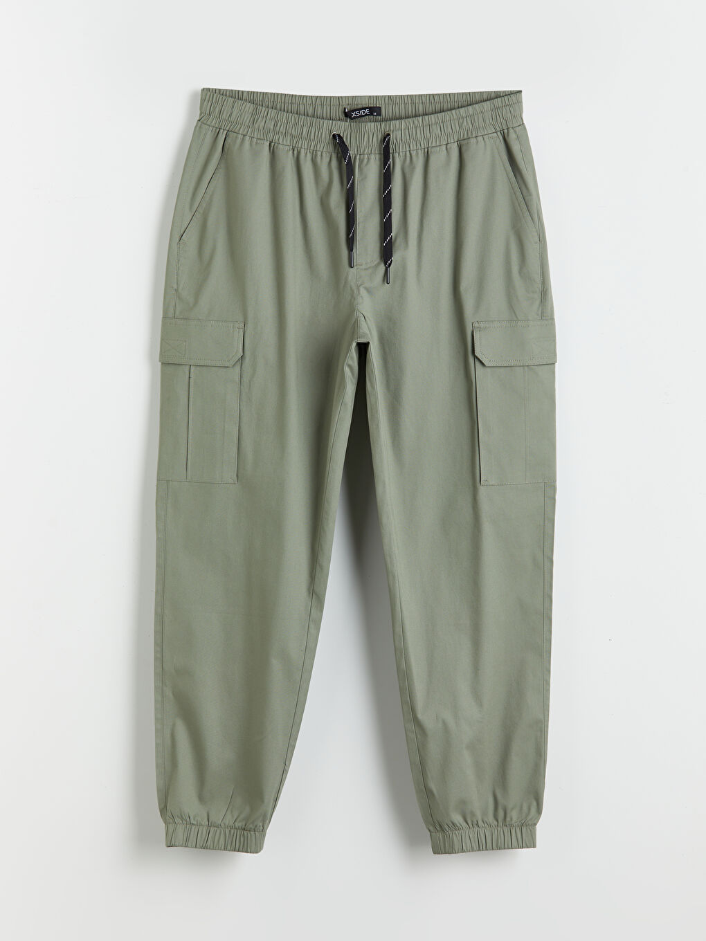 Standard Fit Men's Cargo Trousers-4