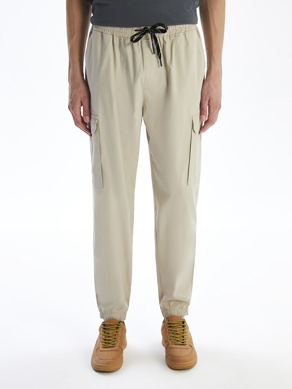 Standard Fit Men's Cargo Trousers-2