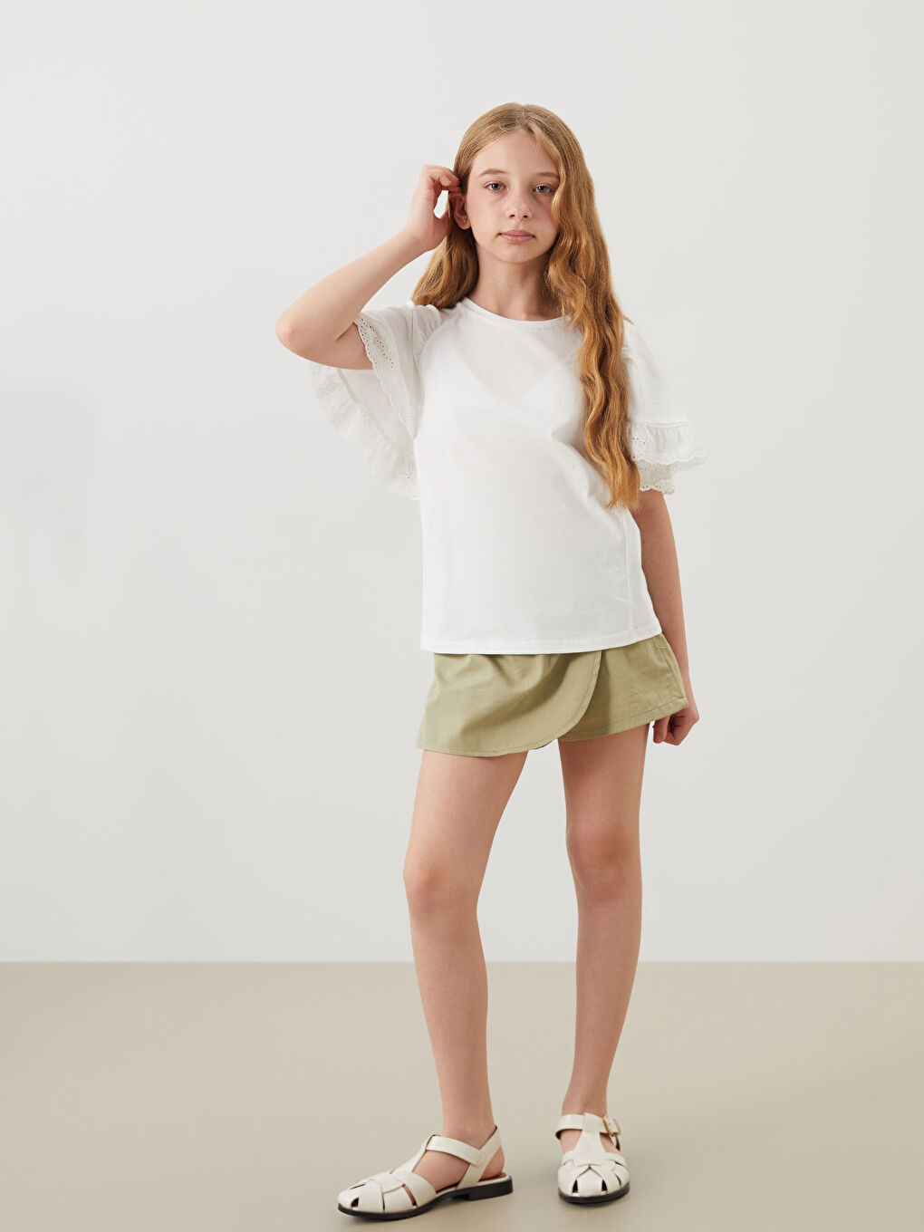 Crew Neck Eyelet Detailed Girls' T-Shirt -S5FD55Z4-R9J