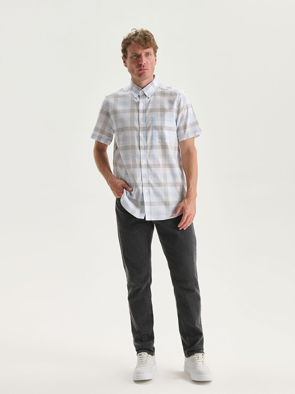 Regular Fit Short Sleeve Plaid Poplin Men's Shirt-1