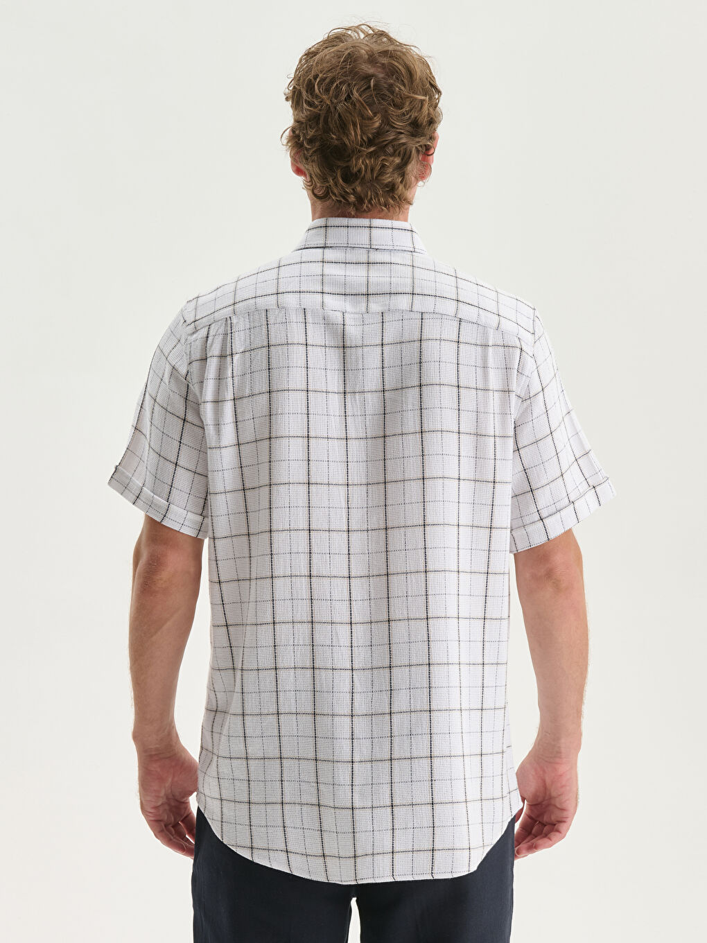 LCWAIKIKI Classic Regular Fit Kısa Kollu Ekose Poplin Erkek Gömlek -S5FF94Z8-LKQ
