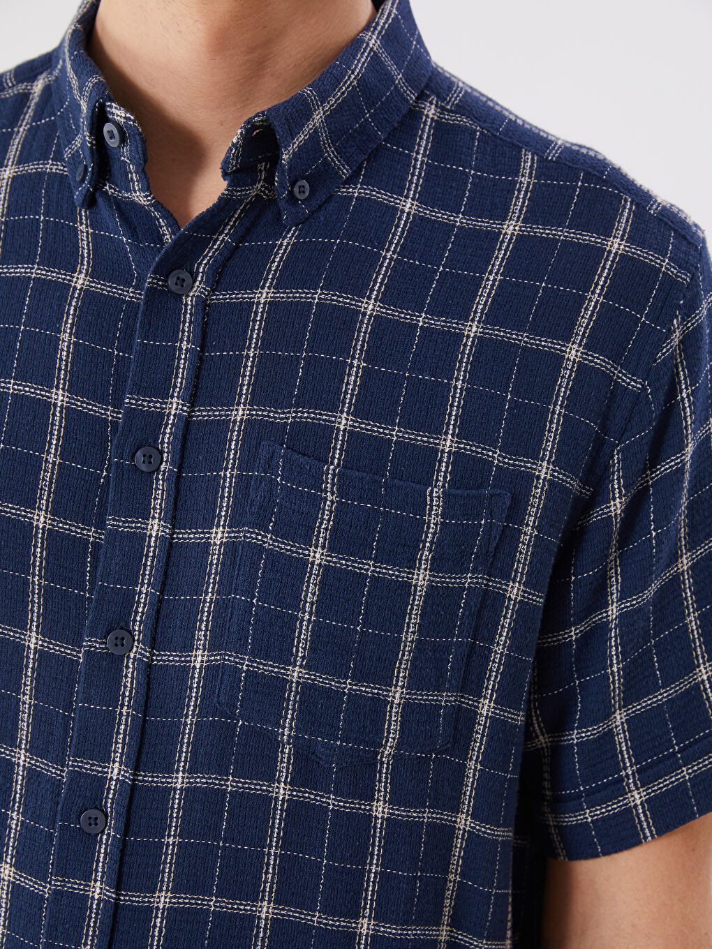 LCWAIKIKI Classic Standardni kroj Kratki rukav Karirani dezen Poplin Muška košulja -S5FF94Z8-LN6