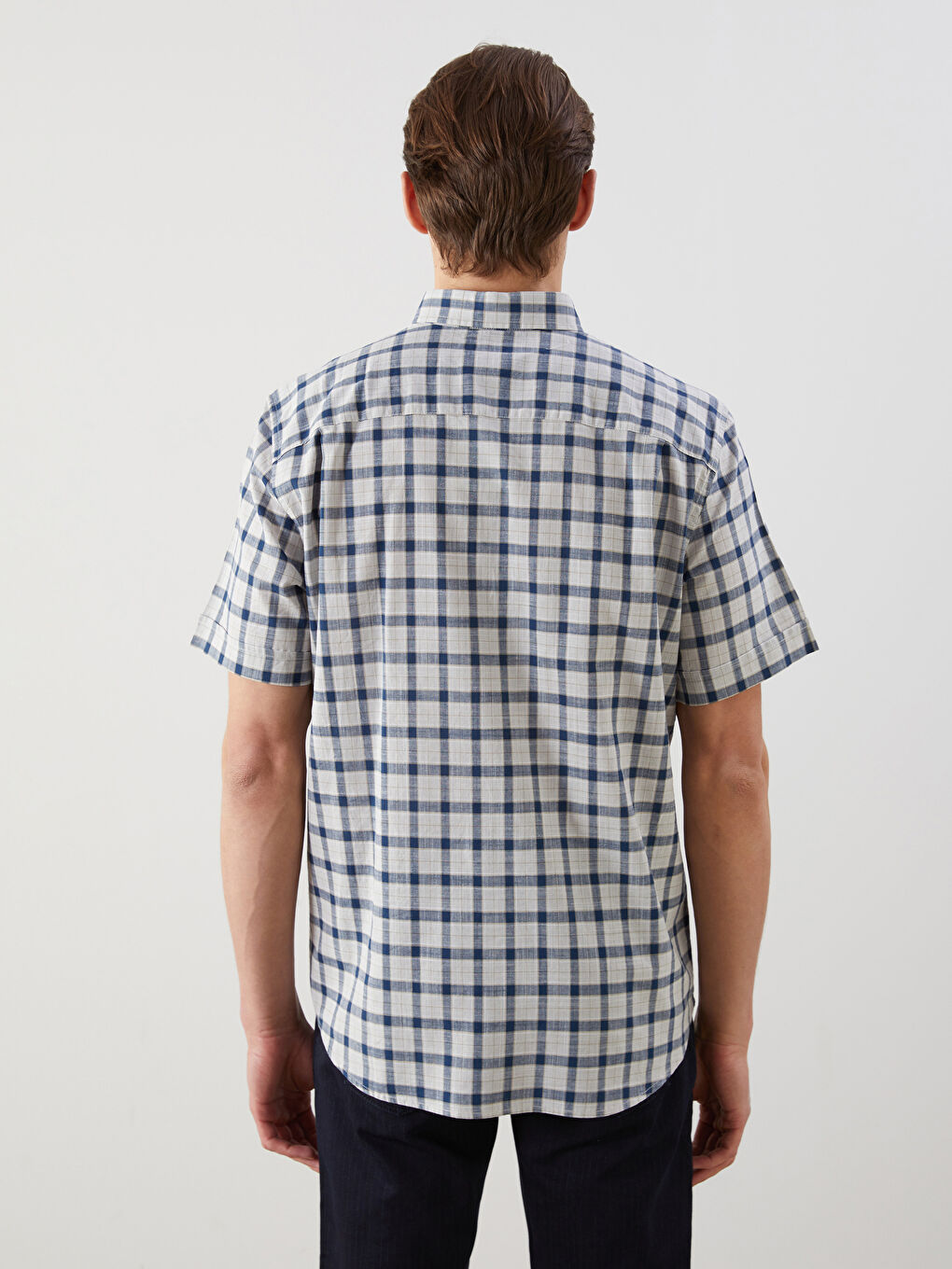 LCWAIKIKI Classic Regular Fit Short Sleeve Plaid Poplin Men's Shirt -S5FG03Z8-LKQ