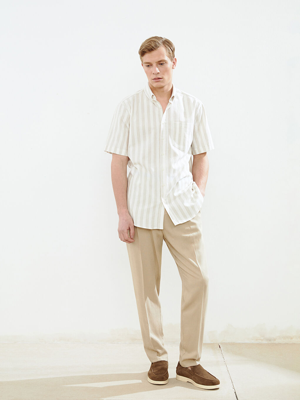 Bej Standart Kalıp Keten Karışımlı Erkek Chino Pantolon