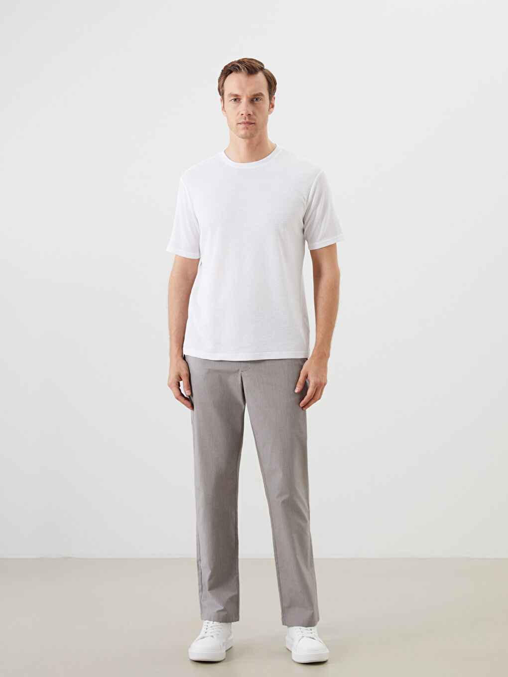 LCWAIKIKI Classic Standard Fit Gabardine Men's Chino Trousers -S5FH43Z8-L9M