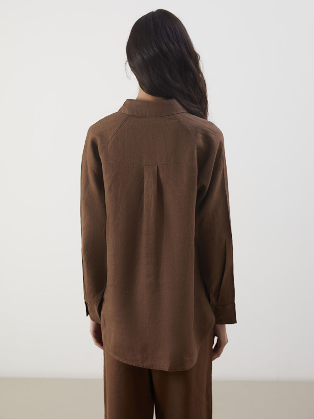 Kahverengi Oversize %100 Keten Kadın Gömlek-3