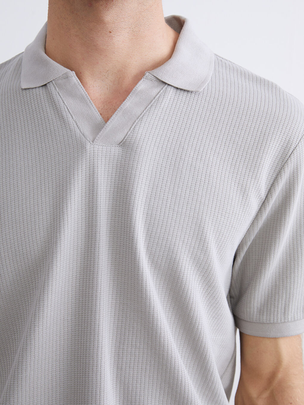 Polo Neck Short Sleeve Men's T-Shirt-2