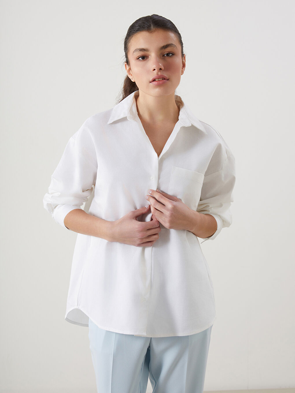 Loose Fit Pocketed Women's Linen Blend Shirt -S5FJ47Z8-R9J