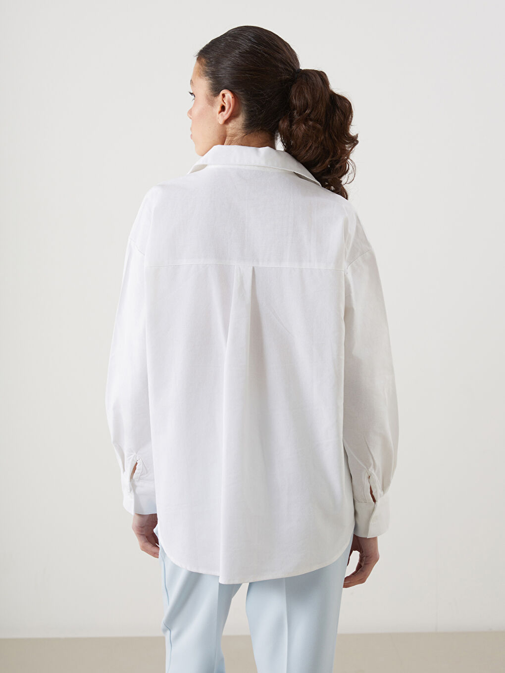 Loose Fit Pocketed Women's Linen Blend Shirt -S5FJ47Z8-R9J