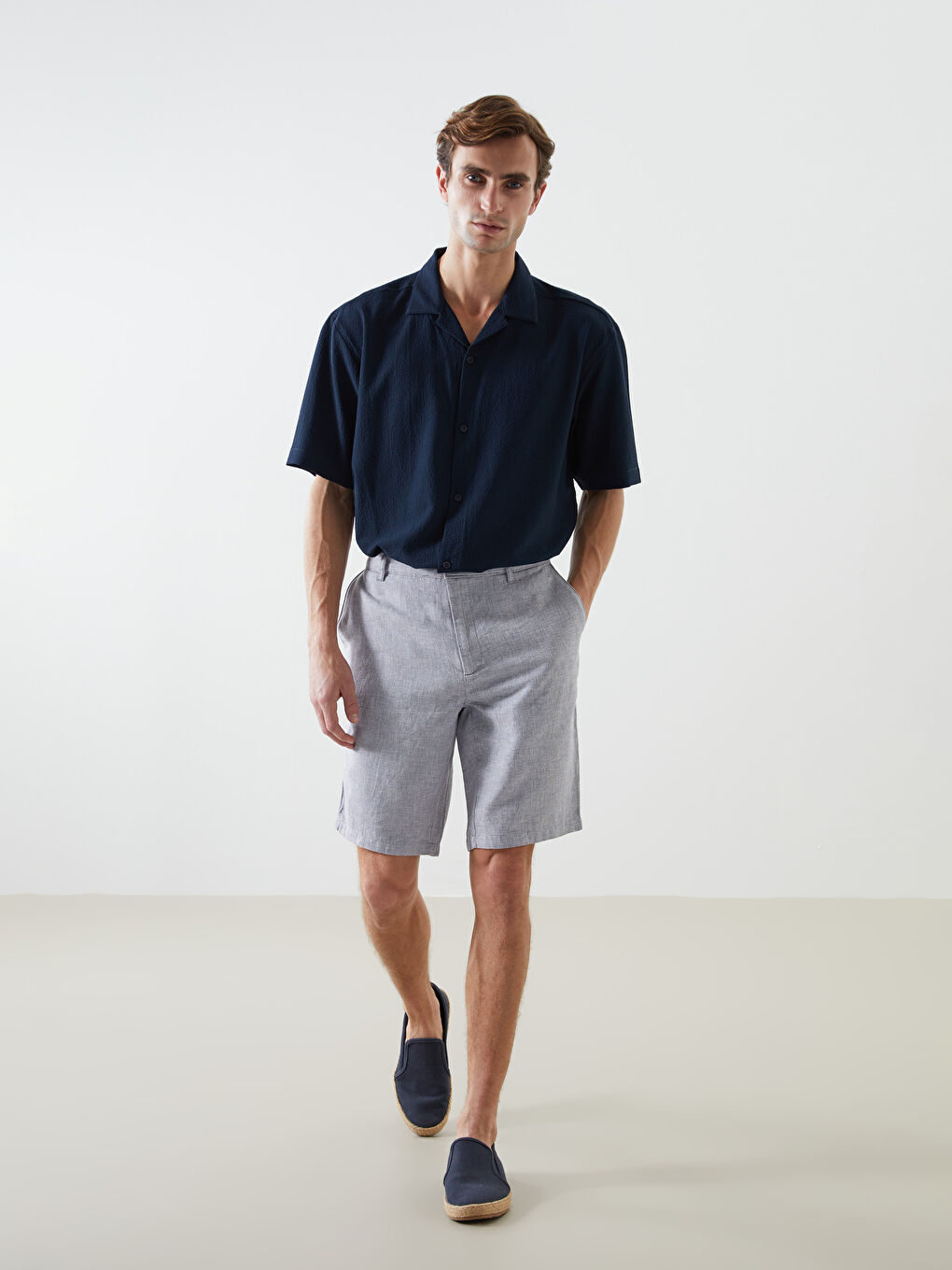 Standard Fit Linen Blend Men's Shorts -S5FL12Z8-RUJ