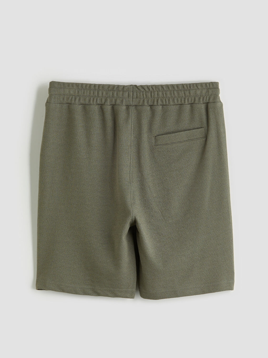 LCWAIKIKI Classic Standard Fit Men's Shorts -S5FL44Z8-Y00
