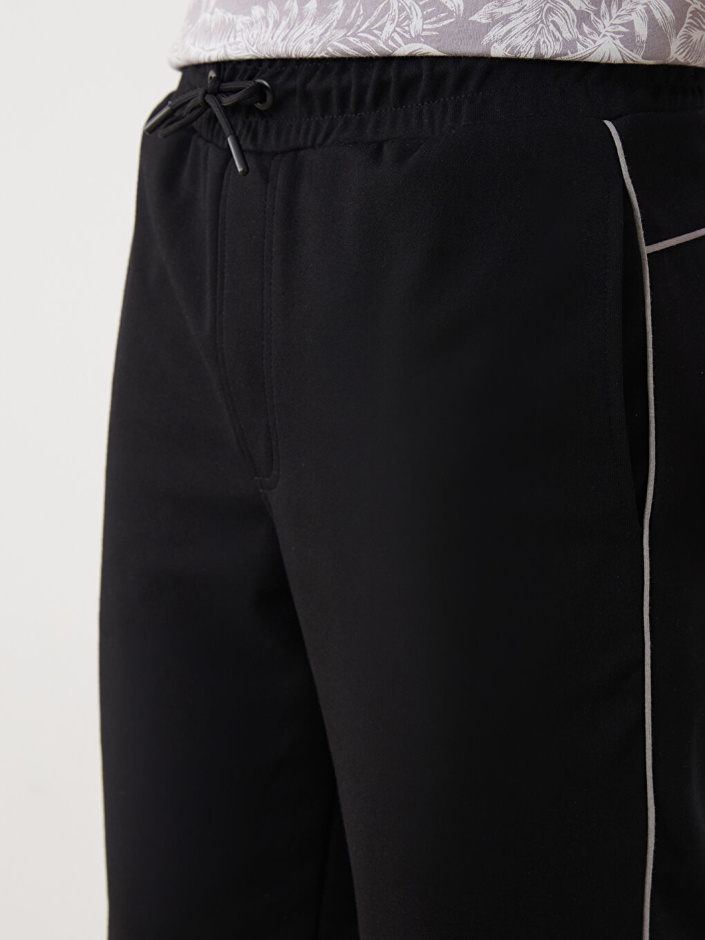 Standard Fit Men's Shorts -S5FL46Z8-CVL