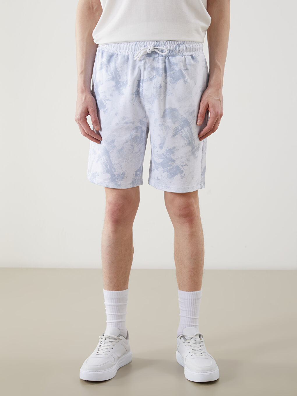 Standard Fit Men's Shorts -S5FL73Z8-LS2