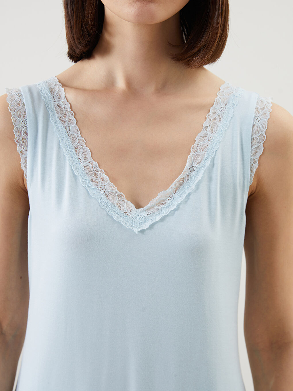 V Neck Lace-Detail Women's Pajama Set -S5FM34Z8-FUX