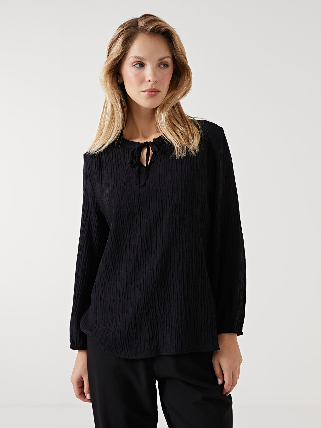 Tie Neck Textured Women's Blouse -S5FM66Z8-CVL