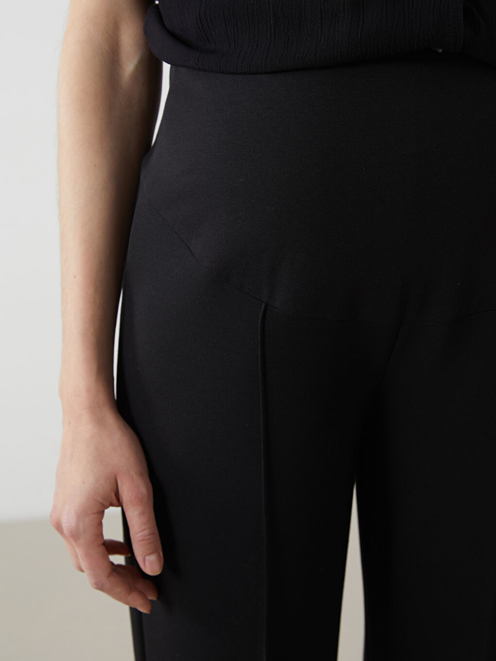Pregnant Sweatpants Bottom With Elastic Waist -S5FN08Z8-CVL