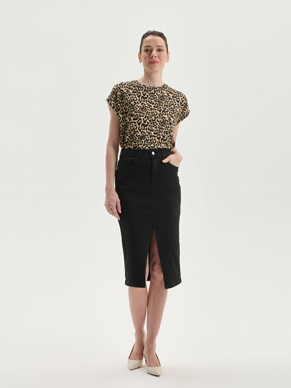 Slim Fit Slit Detail Denim Skirt