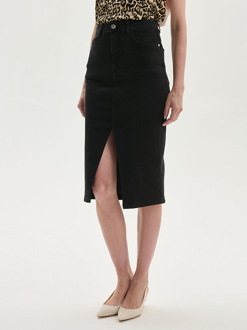 Slim Fit Slit Detail Denim Skirt-1