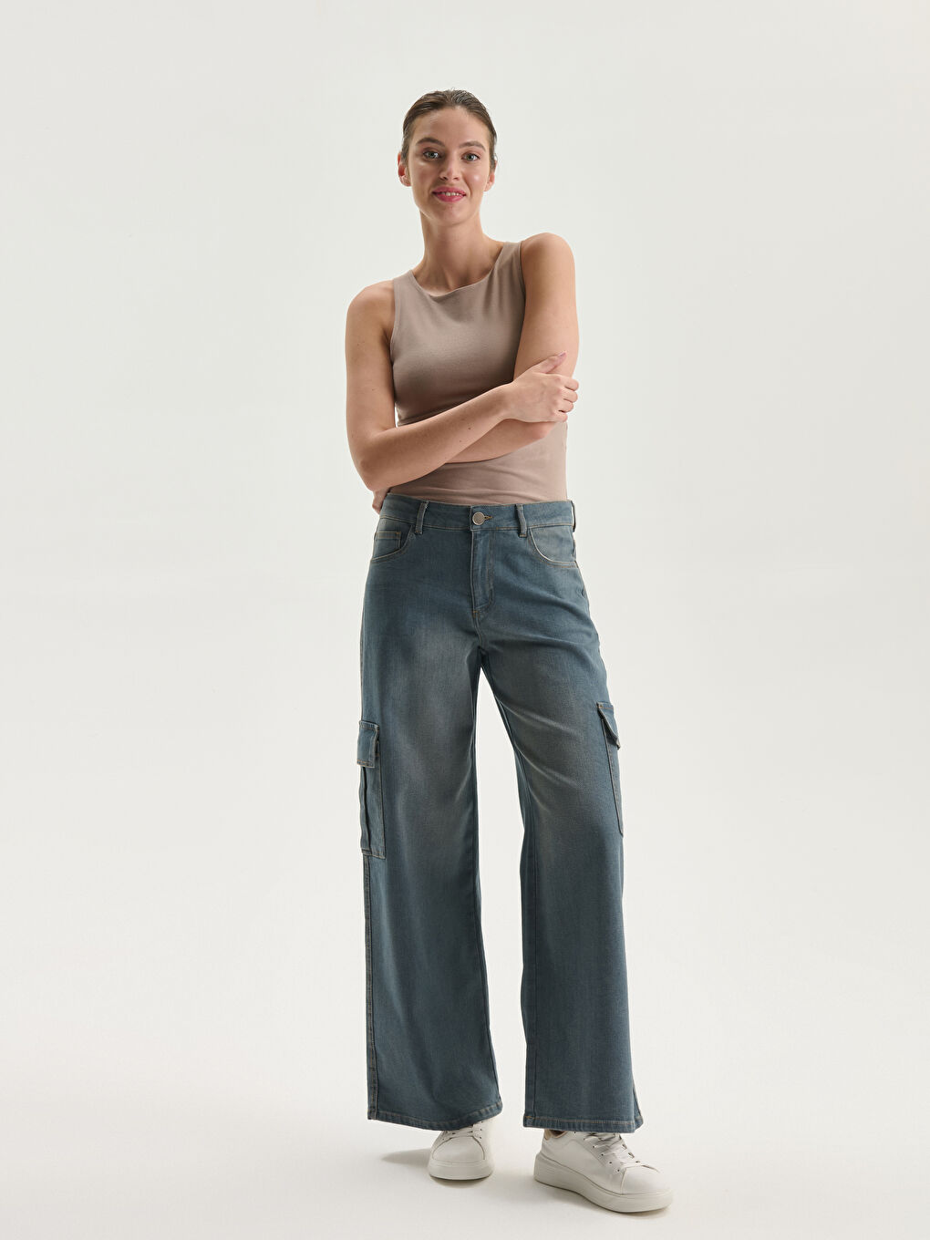 Wideleg Women's Cargo Jeans
