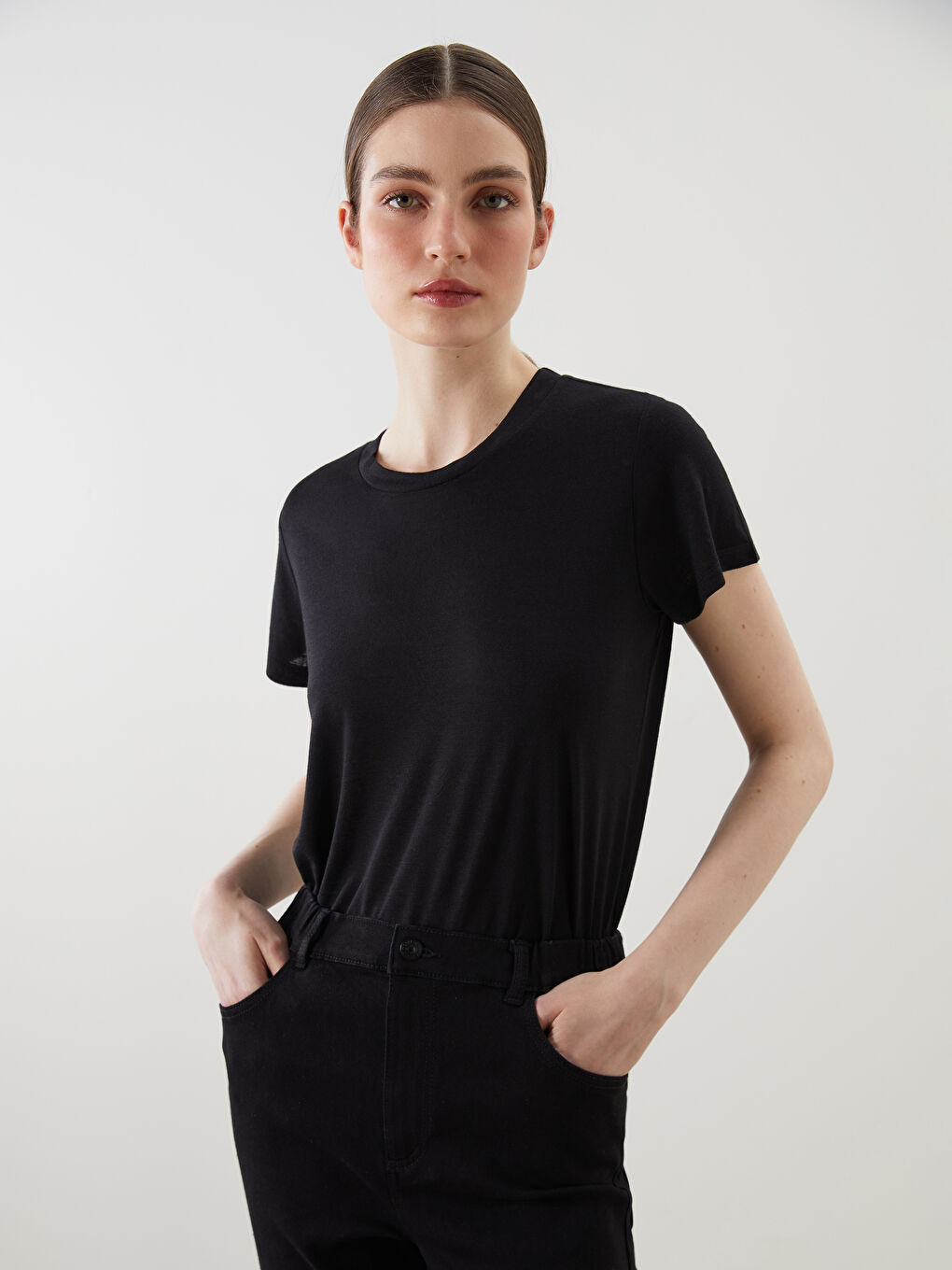 LCWAIKIKI Classic Woman BLACK T-Shirt -S5FP52Z8-CVL