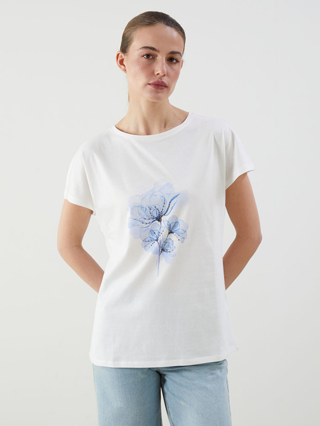 LCWAIKIKI Classic Crew Neck Floral Women's T-Shirt -S5FP78Z8-R9J