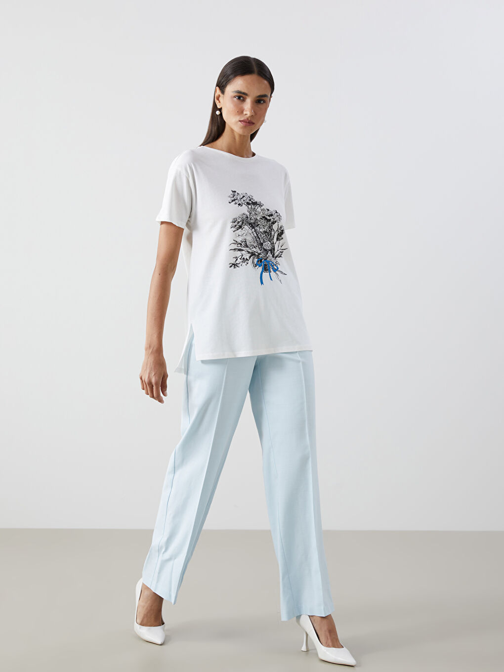 LCWAIKIKI Classic Crew Neck Floral Women's T-Shirt -S5FP85Z8-R9J