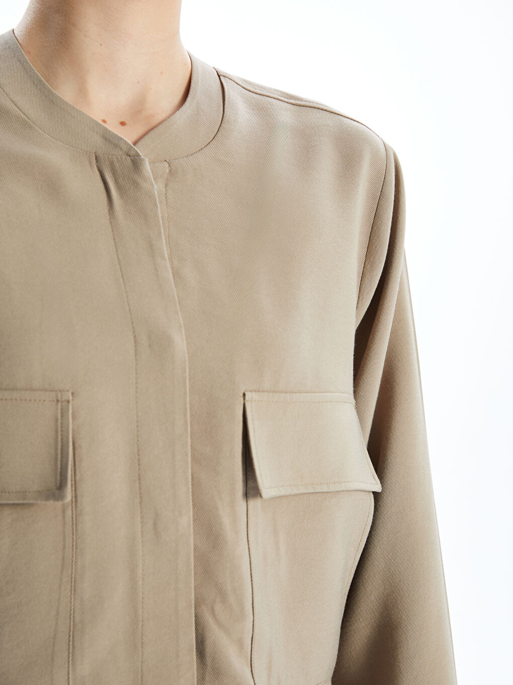 Bej Kolej Yaka Crop Kadın Ceket-5