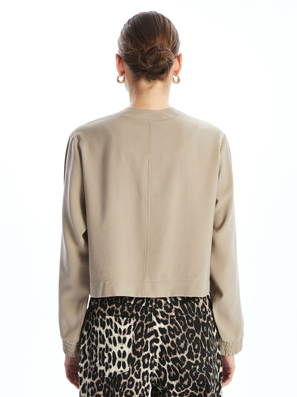 Bej Kolej Yaka Crop Kadın Ceket-7