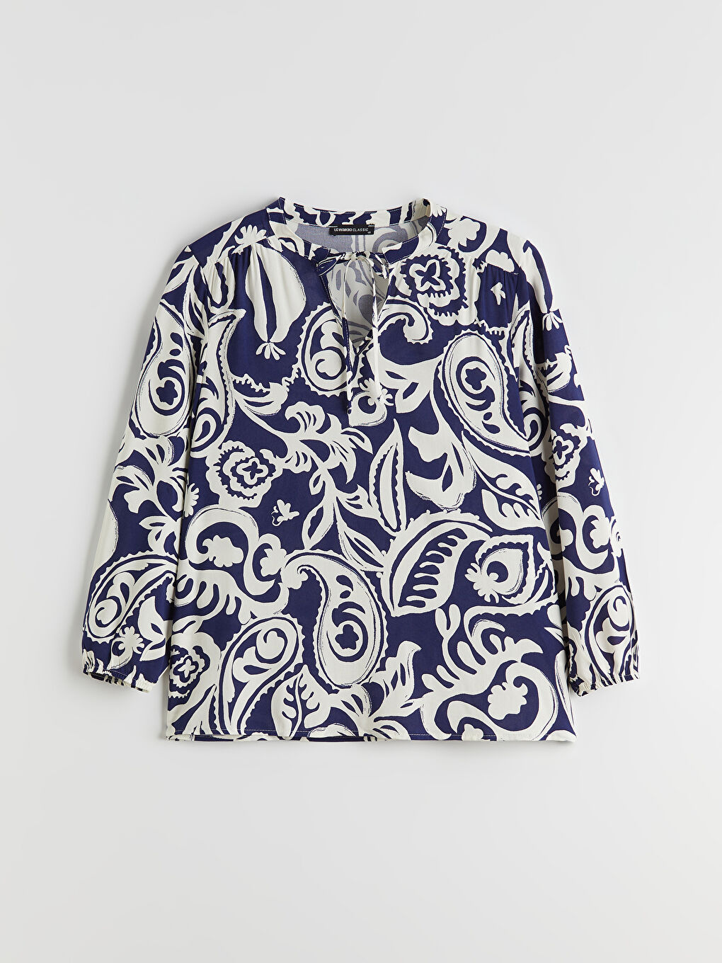 بلوزة للسيدات بربطة عنق ونقشة مُزهرة-4