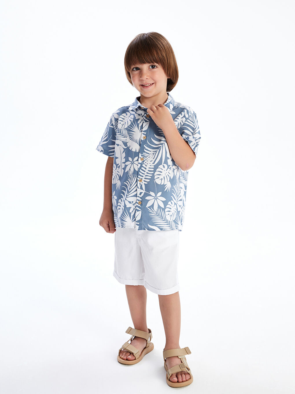 LCW Kids Baskılı Viskon Erkek Çocuk Gömlek ve Şort 2'li -S5FR19Z1-LS2