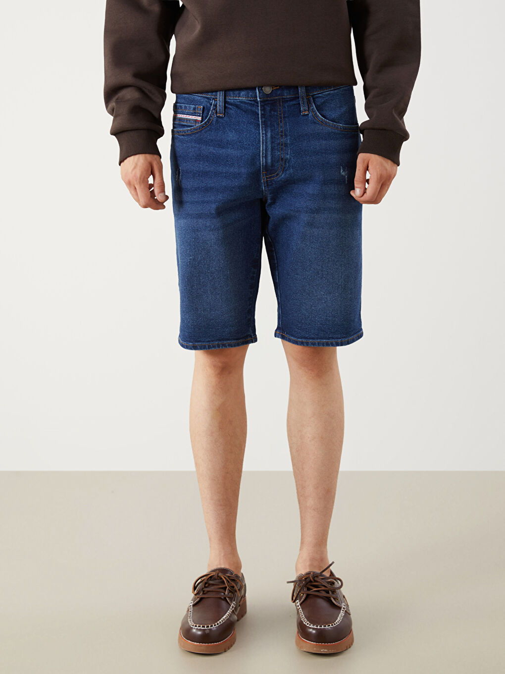 LC WAIKIKI Slim Fit Men's Denim Shorts -S5FR64Z8-309