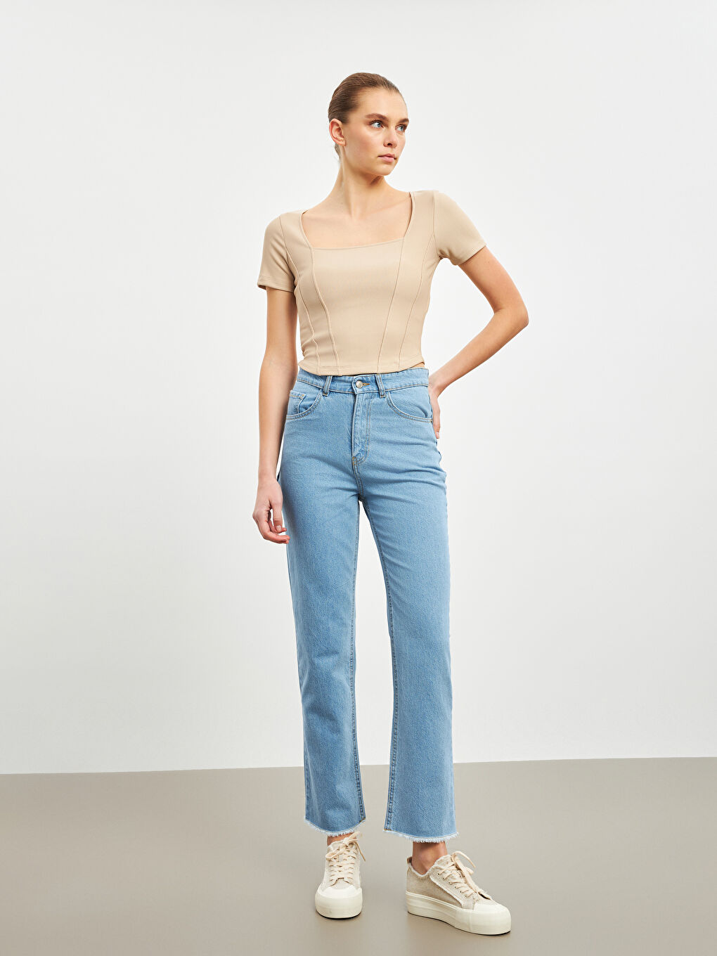 Straight Fit Women's Jeans