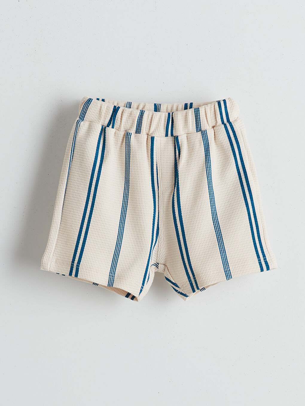 Bej Beli Lastikli Çizgili Erkek Bebek Şort