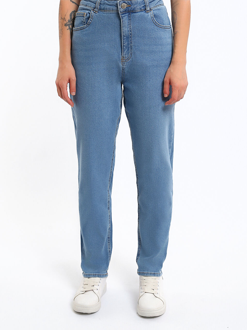 Regular Fit Women's Jeans-1