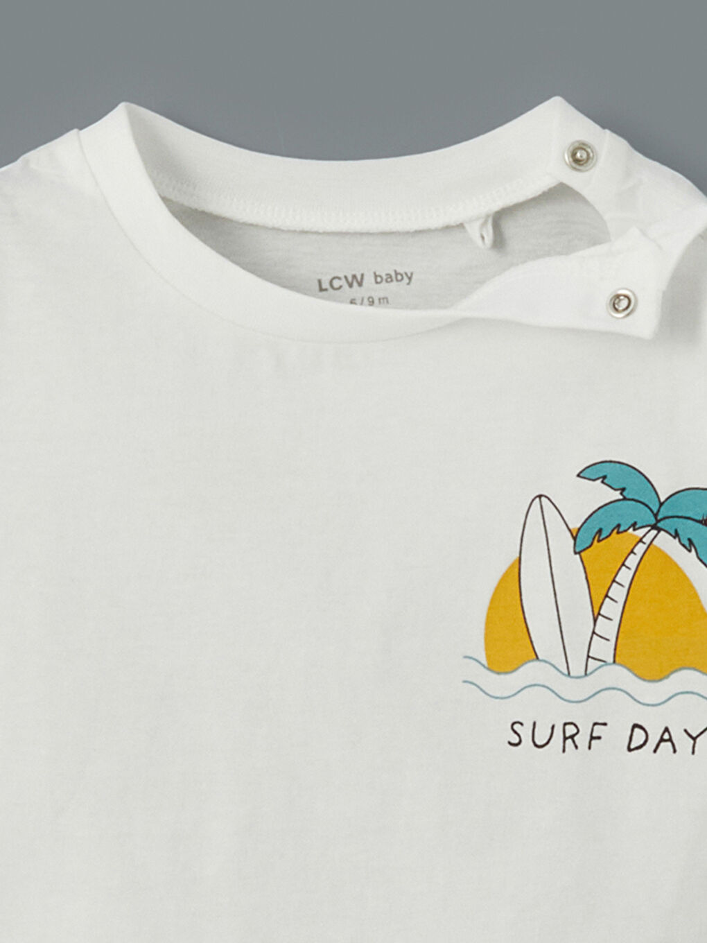 Ekru Bisiklet Yaka Baskılı Erkek Bebek Tişört-1