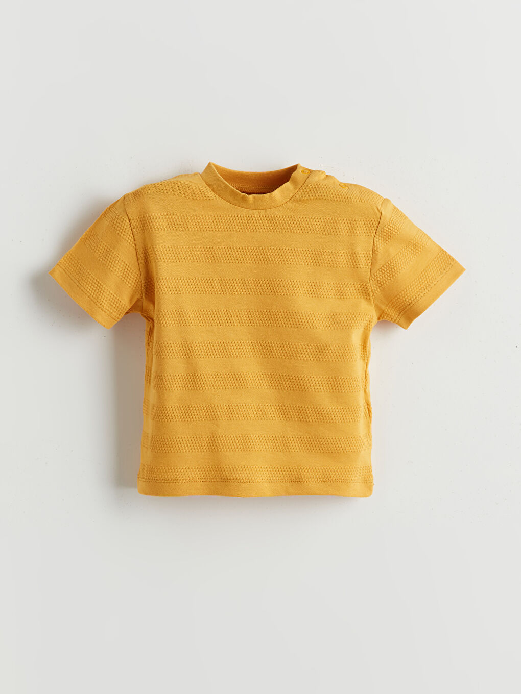Sarı Dik Yaka Dokulu Erkek Bebek Tişört