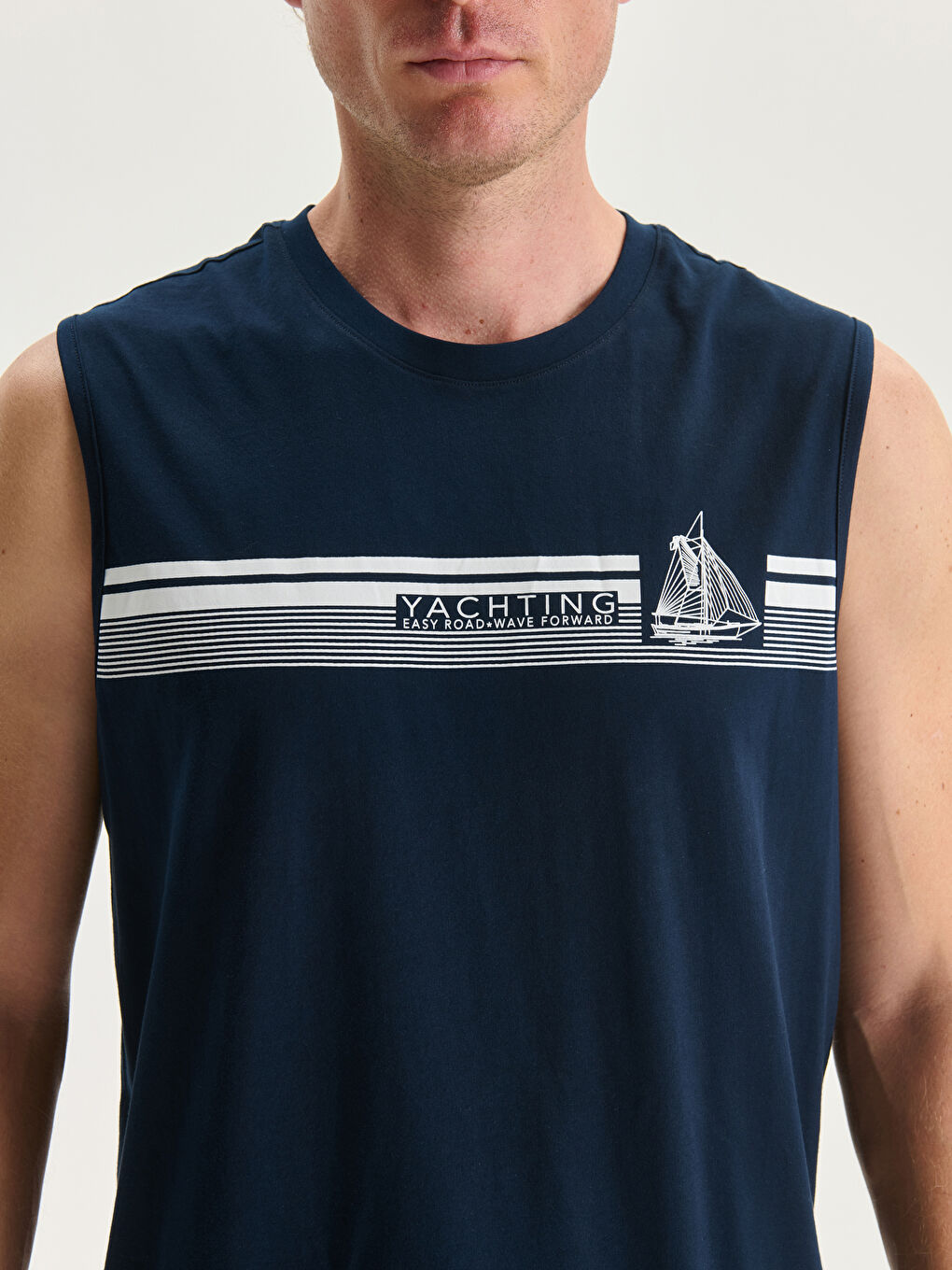 LCWAIKIKI Classic Rundhalsausschnitt Bedrucktes Ärmelloses T-Shirt für Herren -S5FT36Z8-DWP