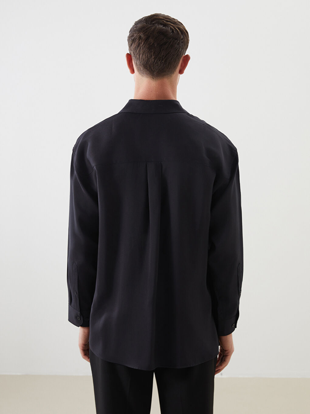 თავისუფალი ჭრის მამაკაცის პერანგი-3