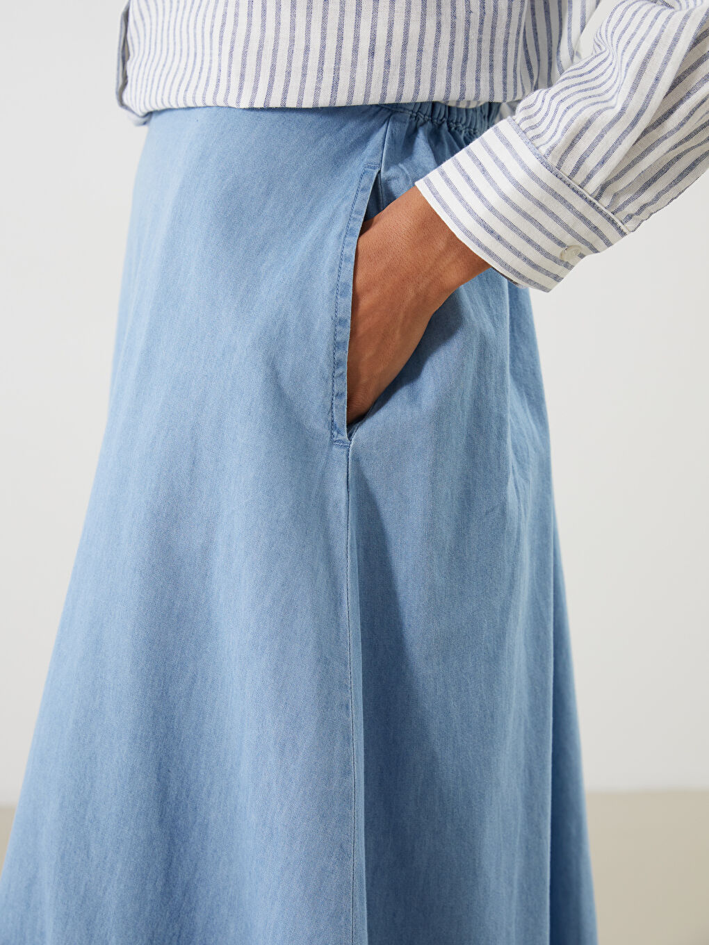 Woman INDIGO Denim Skirt-2