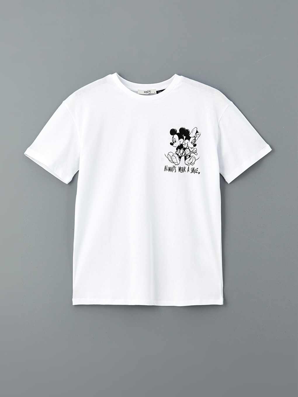 T-shirt E Lirshme Me Jakë Të Rrumbullakët Me Mickey Dhe Minnie Mouse Për Gra-4