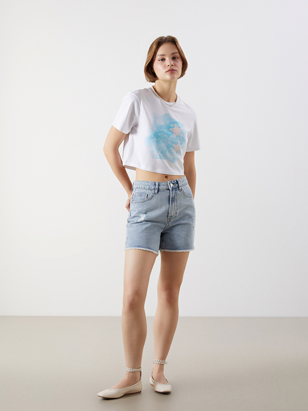 Crew Neck Printed Crop Top-1