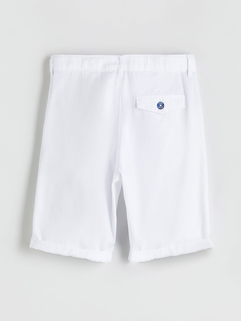 Beyaz Beli Ayarlanabilir Lastikli Erkek Çocuk Şort-2