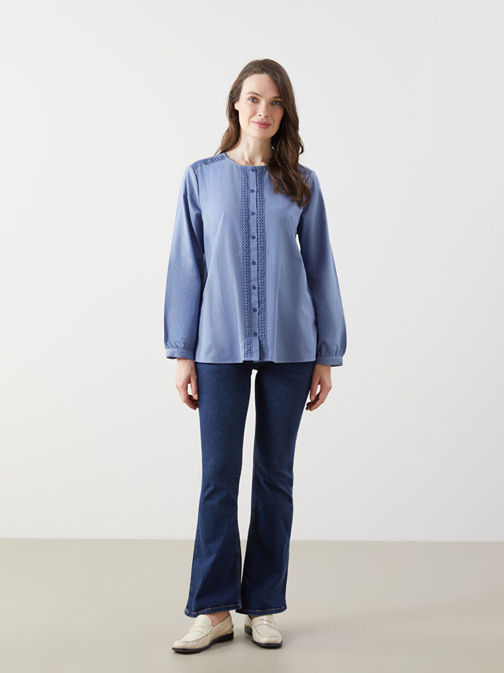 Crew Neck Lace Detailed Women's Blouse -S5G057Z8-R0R