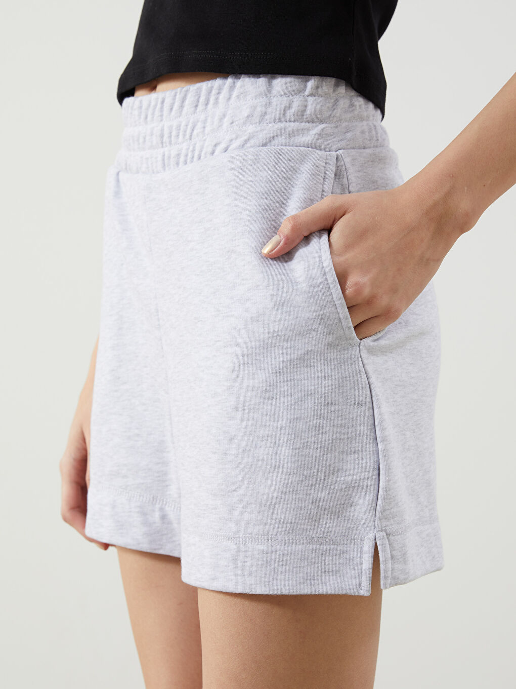 Elasticated Waist Women's Shorts -S5G185Z8-EFN