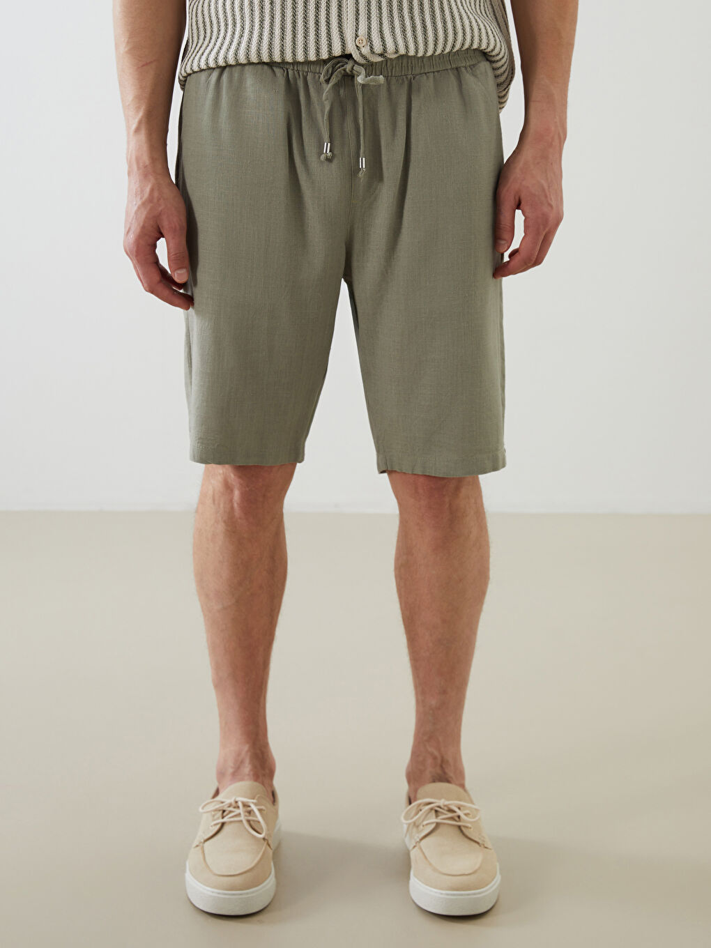 LCW Vision Standard Fit Linen Blend Men's Shorts -S5G226Z8-GNZ