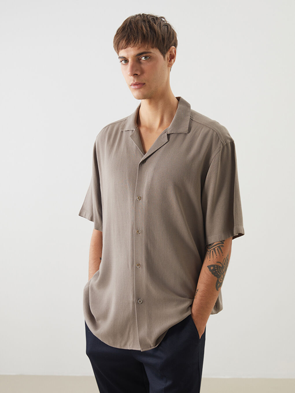 Bej Regular Fit Kısa Kollu Keten Görünümlü Erkek Gömlek-4