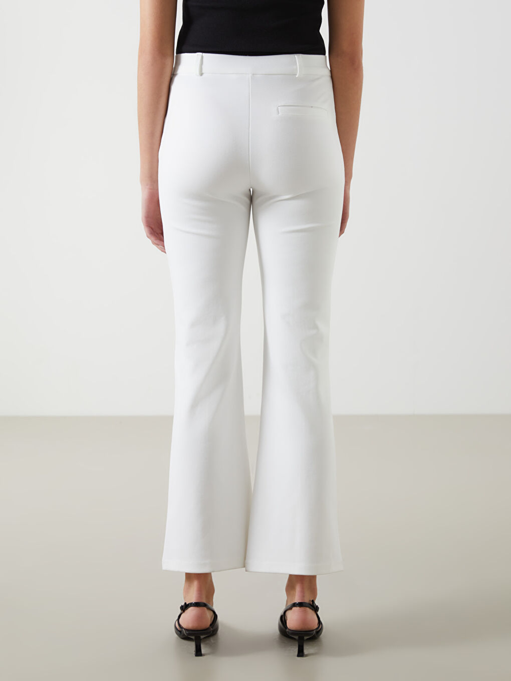 Beyaz Dar Fit Kadın Pantolon-3