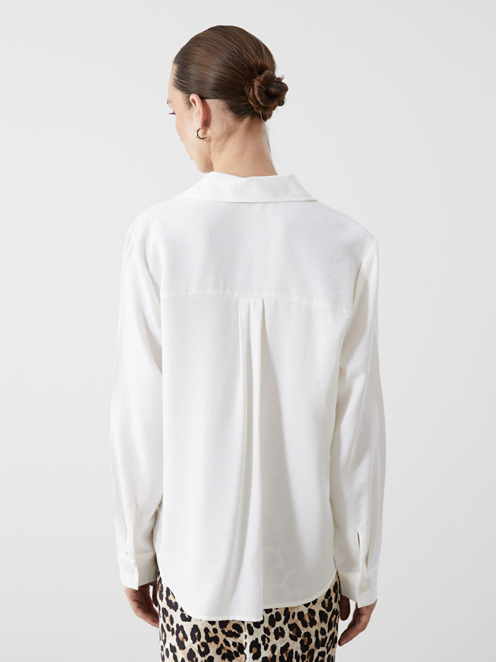 Ekru Loose Fit Kadın Gömlek-3