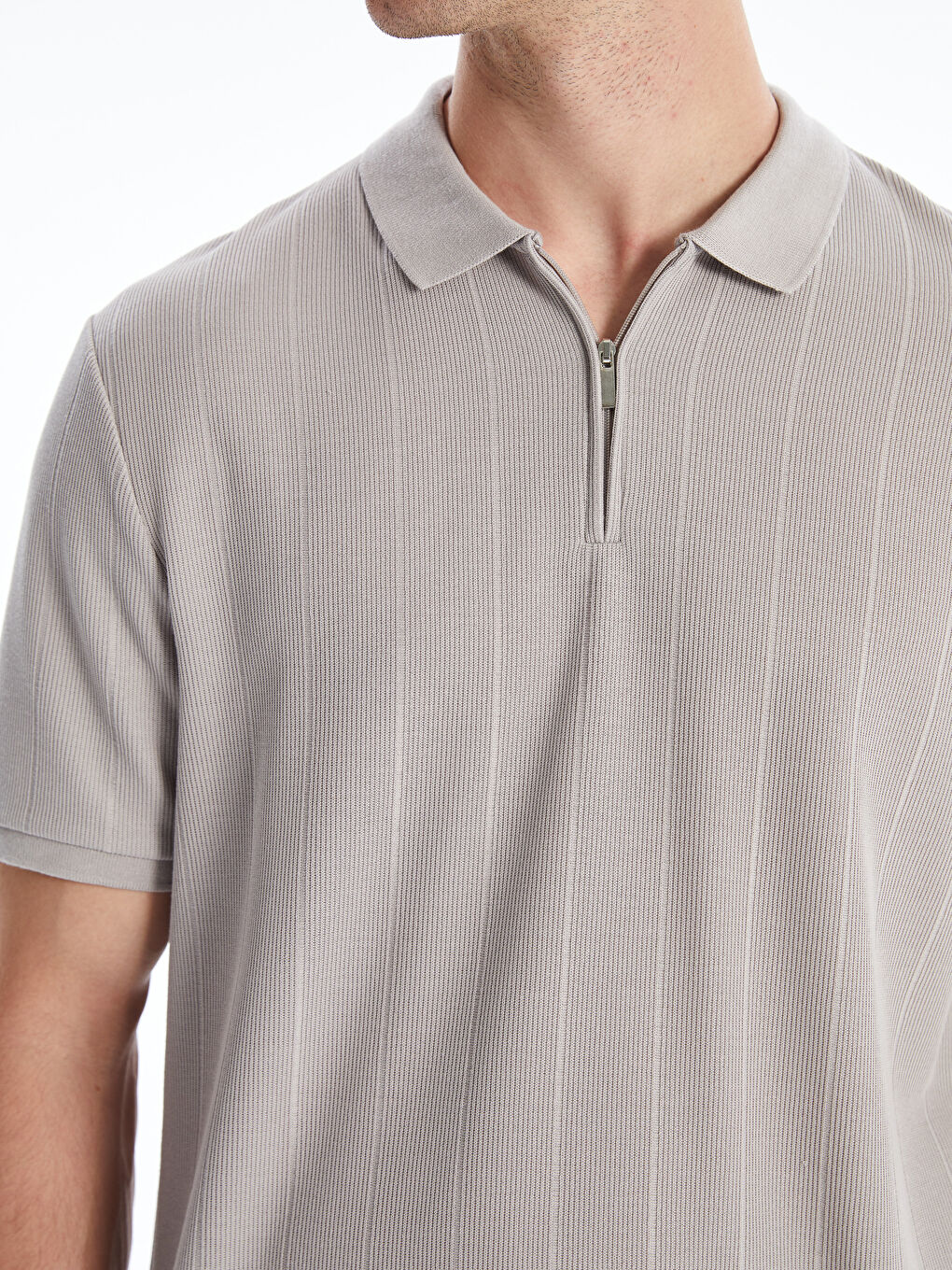 Men's Polo Neck T-Shirt -S5G422Z8-J0B