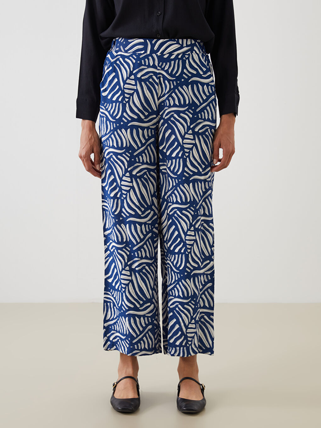 LCW Modest Elasticated Waist Patterned Women's Trousers -S5G476Z8-LQQ